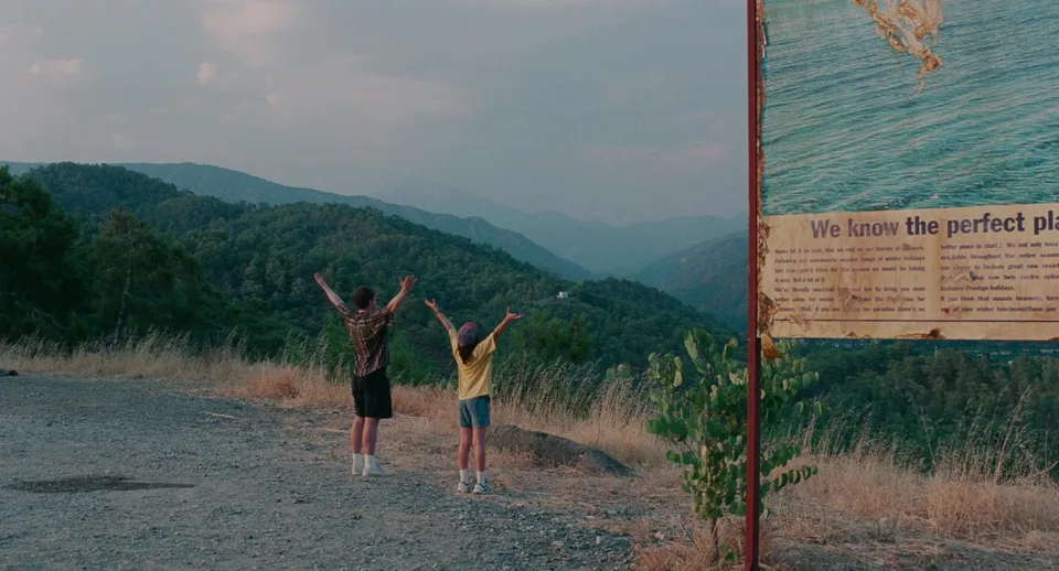 晒后假日(2022)